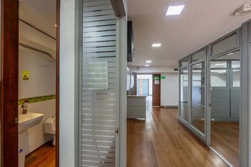 Oficina En Arriendo/venta En Chico Norte. Cod A1105064