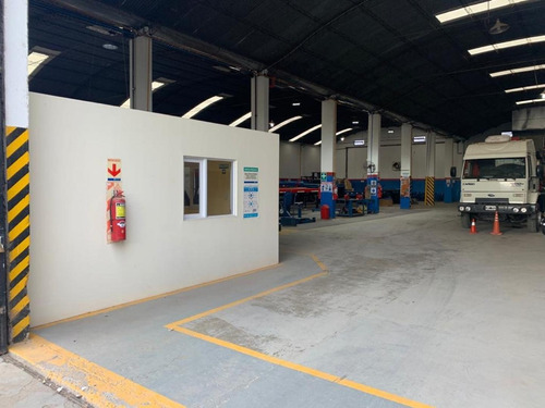 Imagen 10 de 29 de Alquilo Galpón 1200 M2 - Predio 3000 M2 - Oficinas 300 M2 -