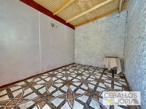Casa En Venta De 3 Dorm. En Olmué