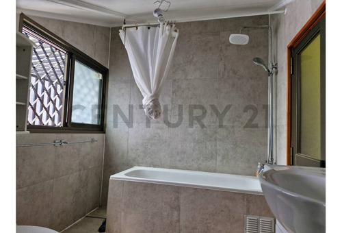 Se Vende Excelente Casa Para Inversión, Concepción