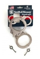 Imagen 5 de 9 de Esposas Policía Smith & Wesson Mod. 100 Gratis Par Llave