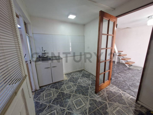 Se Vende Casa 5 D En Villa San Juan Ii, Concepción.