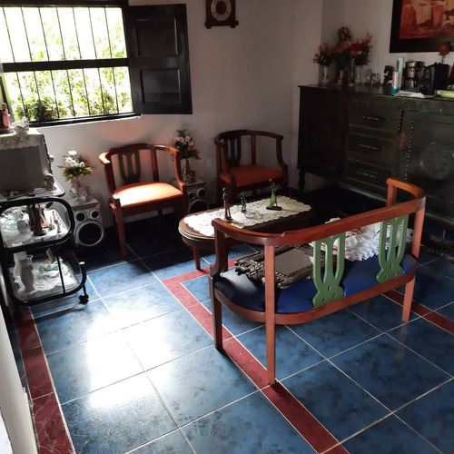 Linda Casa Finca De Oportunidad En Venta En El Carmen De Viboral