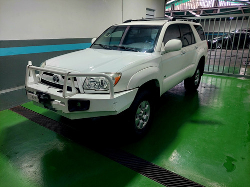 Toyota  4runner  Sr5 4x2