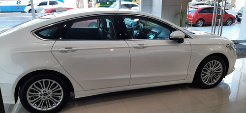Imagen 2 de 14 de Ford Mondeo Titanium Hibrido - B
