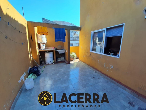 Imagen 7 de 11 de Galpon Mas 3 Duplex En Planta Alta