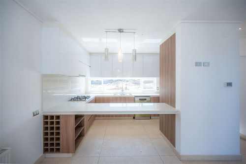 Proyecto De 9 Casas Nuevas En Sector Tranquilo De Marbella