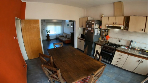 Imagen 4 de 15 de Casa En En Excelente Estado En Hurlingham!!!