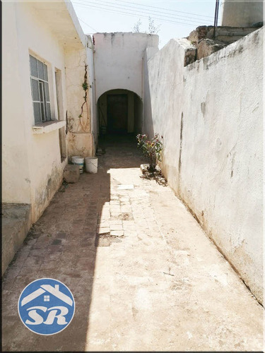 Imagen 2 de 14 de Casa Antigua En La Av. 5 Señores, Zacatecas.