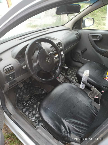 Chevrolet Corsa Sedan 2003 1.0 Classic 4p Álcool