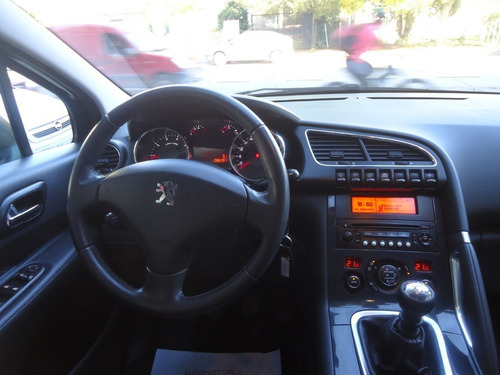 Peugeot 3008 Premium Plus 1.6