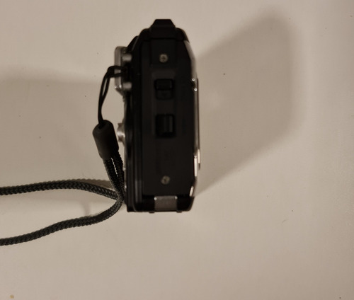 Olympus Tough Tg-820 - A Prova D'água Grafite (Usado)