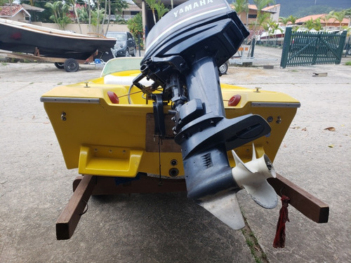Lancha Magnum Motor 25hp Yamaha Excelente Estado Conservação