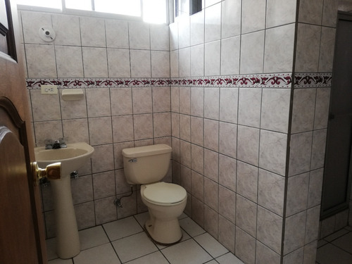Imagen 5 de 7 de Arriendo Amplio Departamento