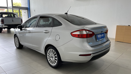 Ford Fiesta Kinetic 1.6 Se Plus 120cv