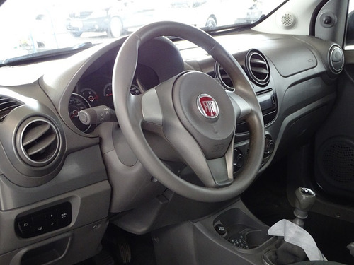 Fiat Palio Attractive 1.4 (6576)