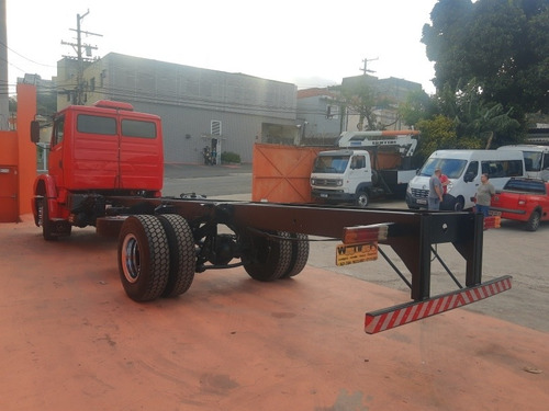 Imagem 4 de 15 de Mercedes Benz Atron 1319