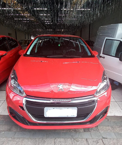 Imagem 7 de 9 de Peugeot 208