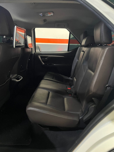Toyota Fortuner Vxr V6 2017