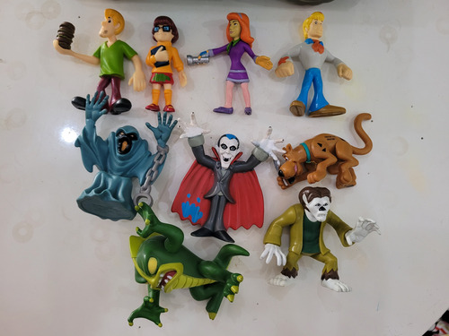 Carrinho Mystery Machine Scooby Doo Com Bonecos (Usado)