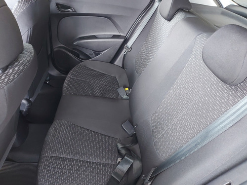 Imagem 12 de 14 de Hyundai Hb20 1.0 Confort Plus 2019, Prata, Único Dono