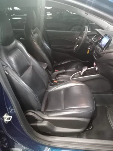 Chevrolet Onix 1.0t Automática