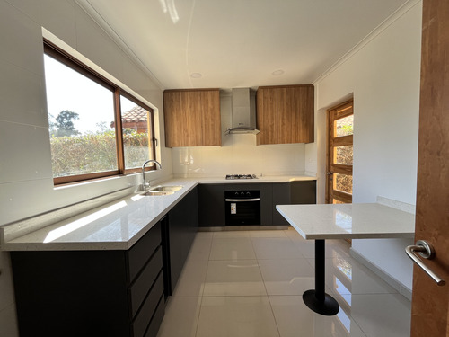 Oportunidad! Casa Nueva Con Terminaciones De Primer Nivel