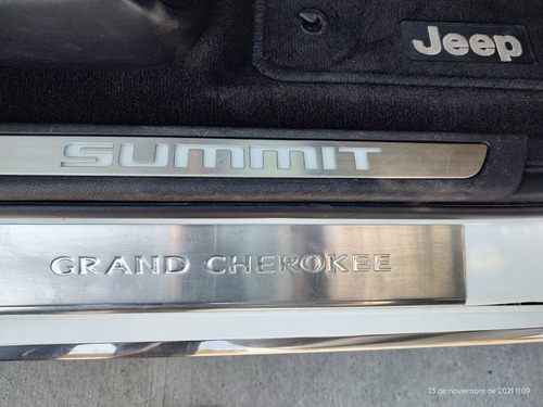 Imagen 14 de 15 de Jeep Grand Cherokee 2015 5.7 Summit 4x4 Mt