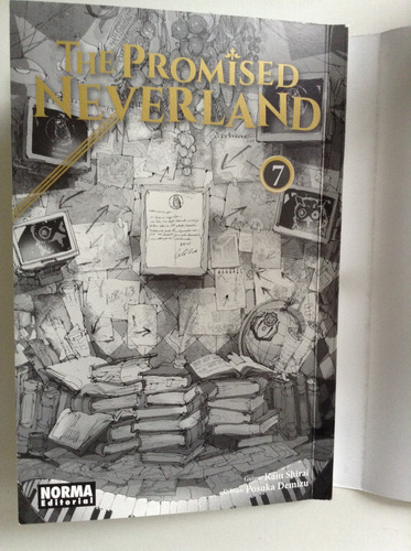 The Promised Neverland Vol.7
