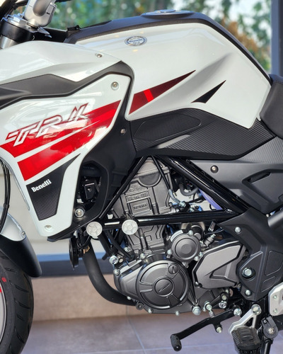 Imagen 3 de 25 de Benelli Trk 251 Abs - Mejor Contado - Creditos - Ahora 12 Jv