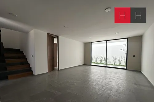 Casa En Venta En Lomas De Angelopolis Iii