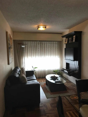 Alquiler. Amueblado En La Blaqueada, 1 Dormitorio, Piso 1 Tz