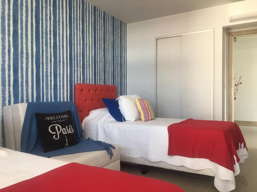 Imagen 11 de 17 de Apartamento En Venta De 2 Dormitorios C/ Cochera En Punta Shopping