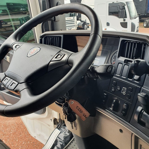 Imagem 19 de 22 de Caminhão R440 Highline Scania 440 Cavalo 6x2 Trucado 2018