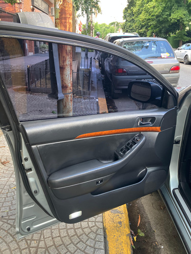 Toyota Avensis 2.0 At