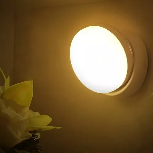 Lámpara Led Recargable Con Sensores De Movimiento Y Luz 360°
