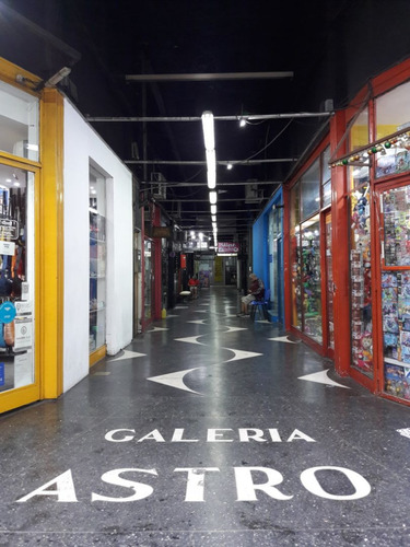 Av Rivadavia 5400 Caballito 4locales Galería Astro U$19000