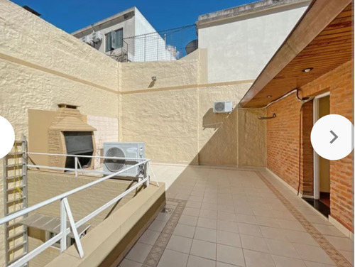 Excelente Chalet En Una Zona Muy Tranquila De Caballito