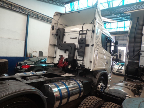 Caminhão Scania G-420 2011/12 6x2 Branca Nova