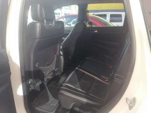 Jeep Grand Cherokee 3.6 Laredo V6 Lujo 4x2 Mt