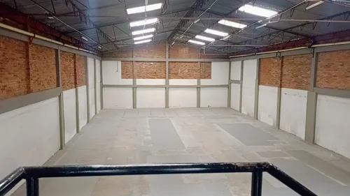 Bodega En Arriendo 1.133m Montevideo
