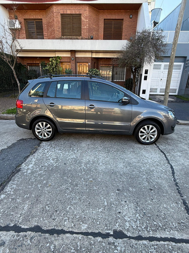 Volkswagen Suran 1.6 Imotion Highline 11c