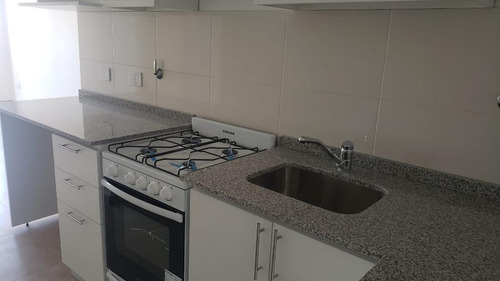 Imagen 1 de 5 de Venta Depto En Caseros 4 Amb. De Pozo