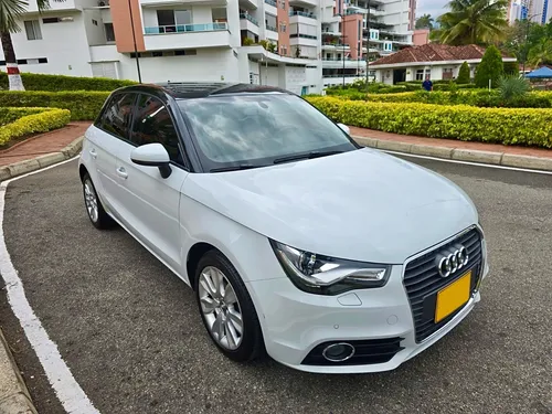 Audi A1 1.4 Tfsi Ambition Plus 5 Puertas