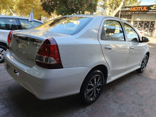 Imagen 18 de 20 de Toyota Etios Xls Pack 1.5 0km 2023