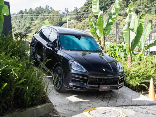 Porsche Cayenne 4.0 Turbo