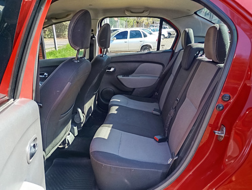 Renault Logan 1.6 Privilege 105cv