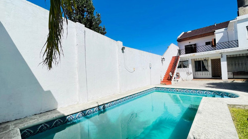 Casa Villa Sarmiento Jardin Pileta Apto Credito