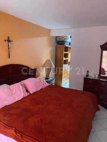 Imagen 11 de 16 de Casa En Zona Residencial, Acceso Controlado En Privada