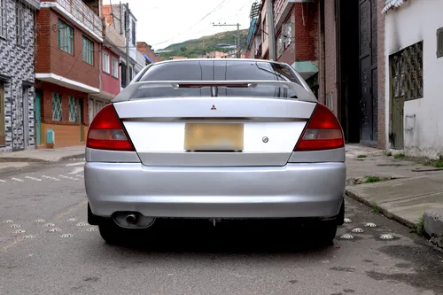 Mitsubishi Lancer Glx 1.6 Mod 97